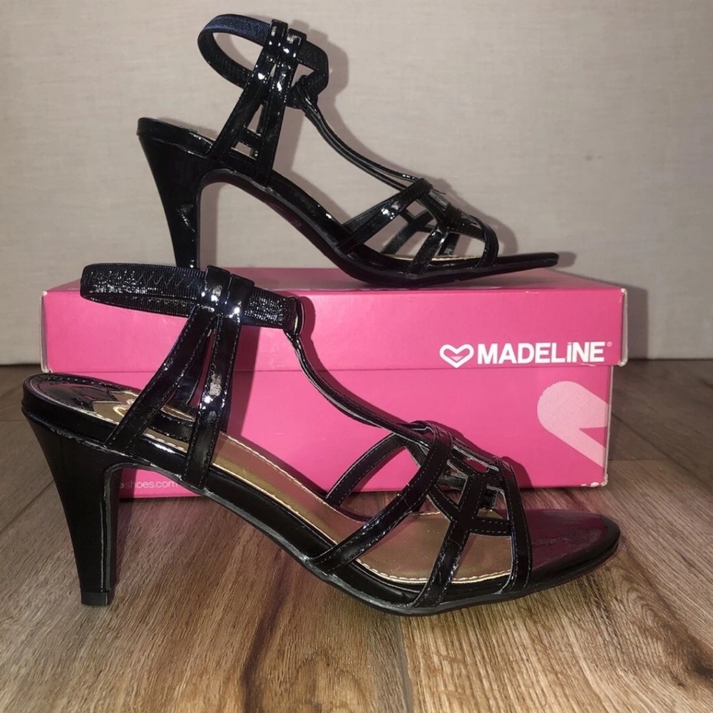 Madeline Black Strappy High Heel Sandals Size 8 Women’s New In Box
